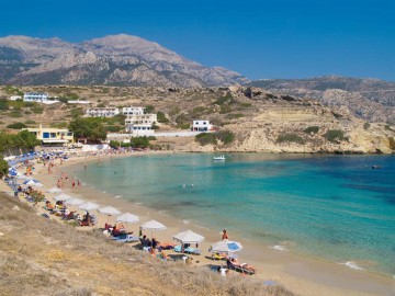 Românii plătesc în rate vacanţele în străinătate